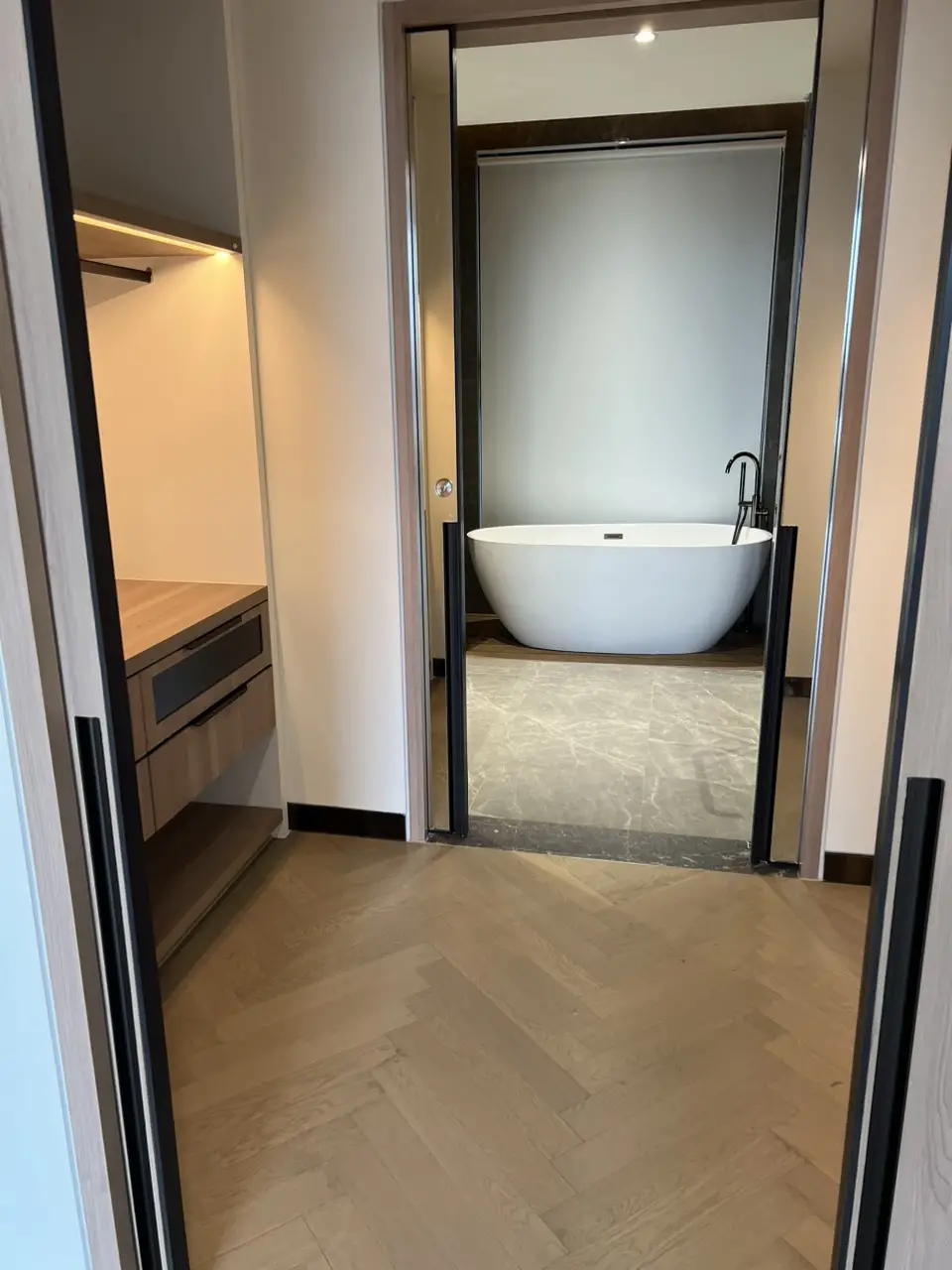 Bán Căn Hộ Duplex Cove Empire City