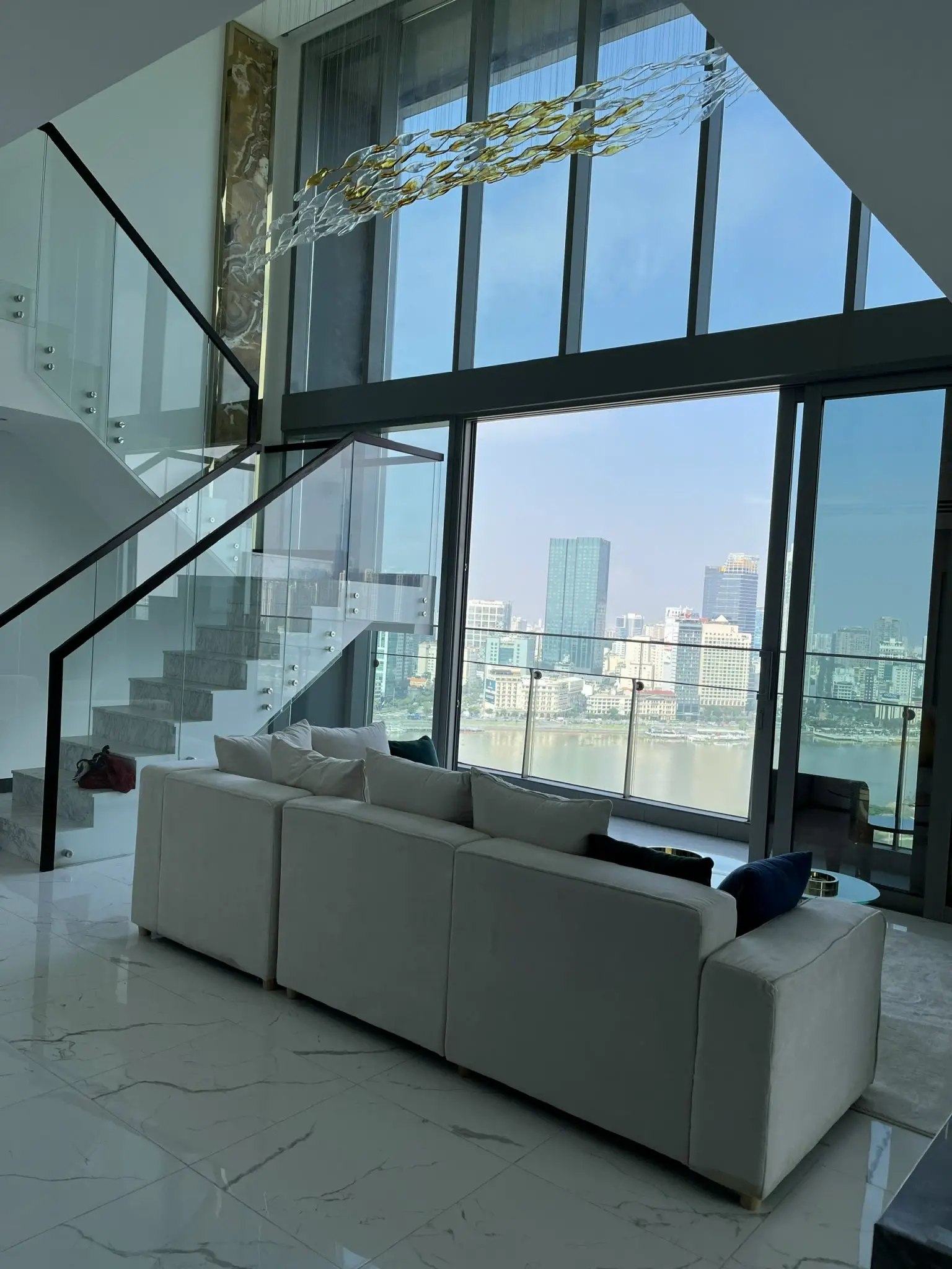 Cho Thuê Duplex Empire City Trải Nghiệm, Chuyên Môn và Niềm Tin