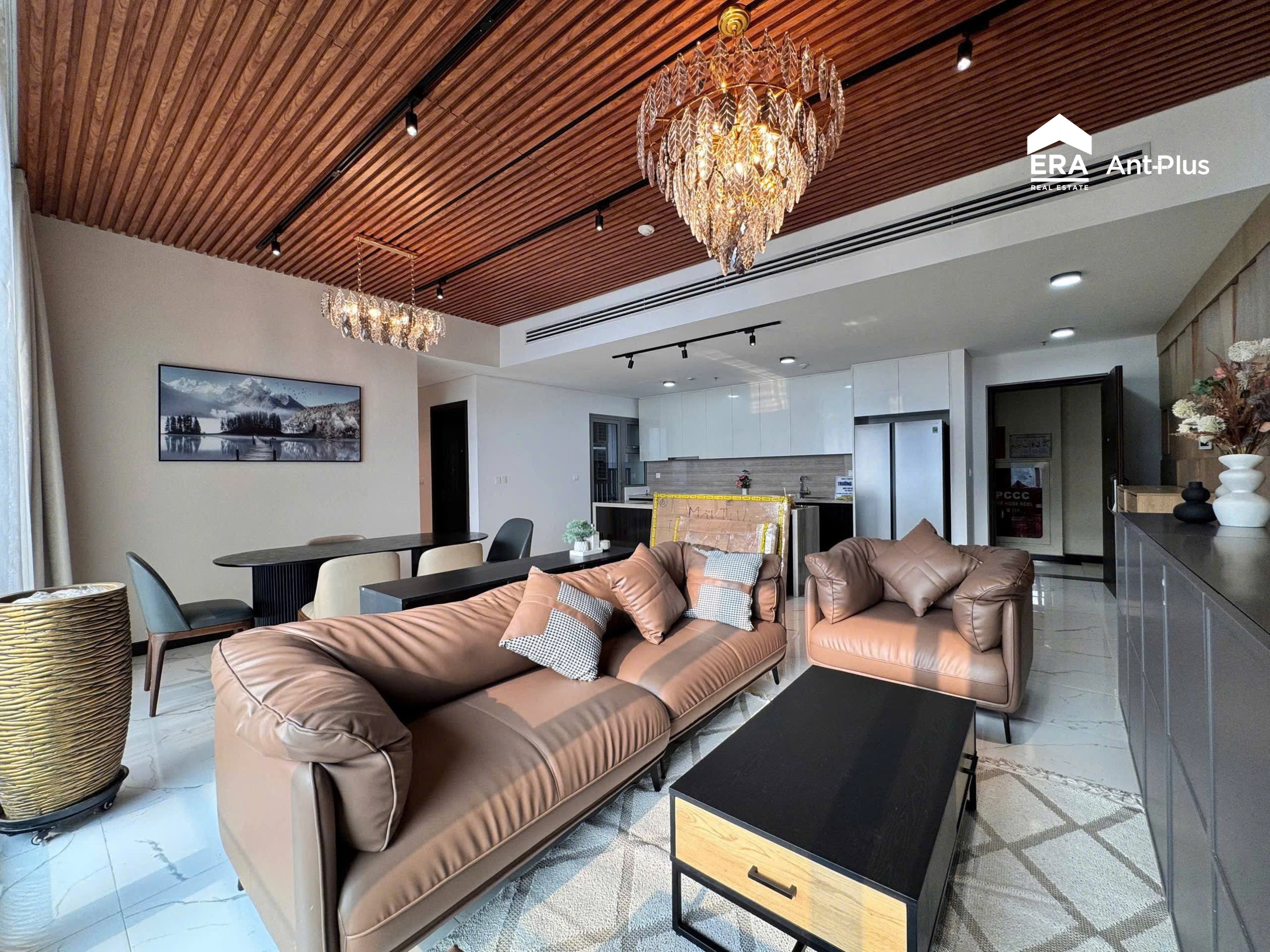 Phòng khách căn hộ 3PN Empire City T1A-28-07 full nội thất