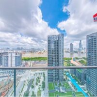 View ban công căn hộ Empire City nhìn ra sông Sài Gòn và trung tâm Quận 1 - minh họa sổ hồng Empire City