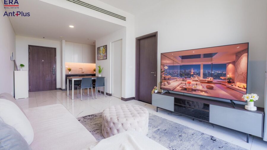 Phòng khách căn hộ Linden nhìn về phía cửa ra vào