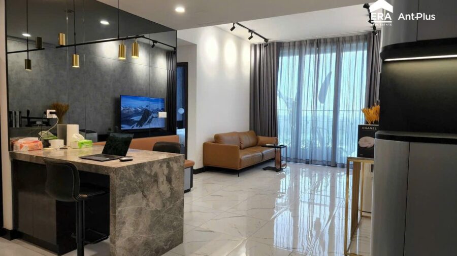 Căn hộ 1 phòng ngủ Tilia có sổ: đảo bếp và phòng khách full nội thất