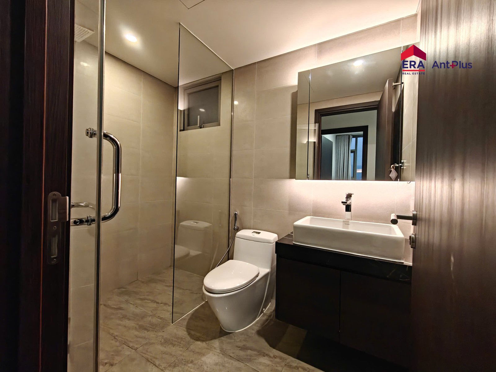 Phòng tắm thứ hai căn hộ Tilia T2C.16.06