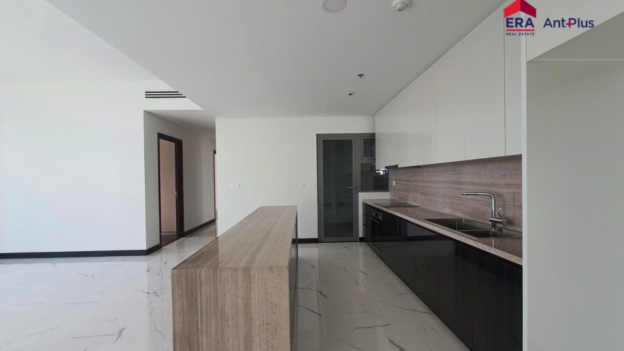 Đảo bếp gỗ và tủ bếp căn hộ Linden