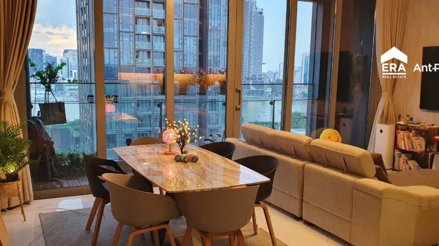 Phòng khách và bàn ăn căn hộ Linden full nội thất với sofa da